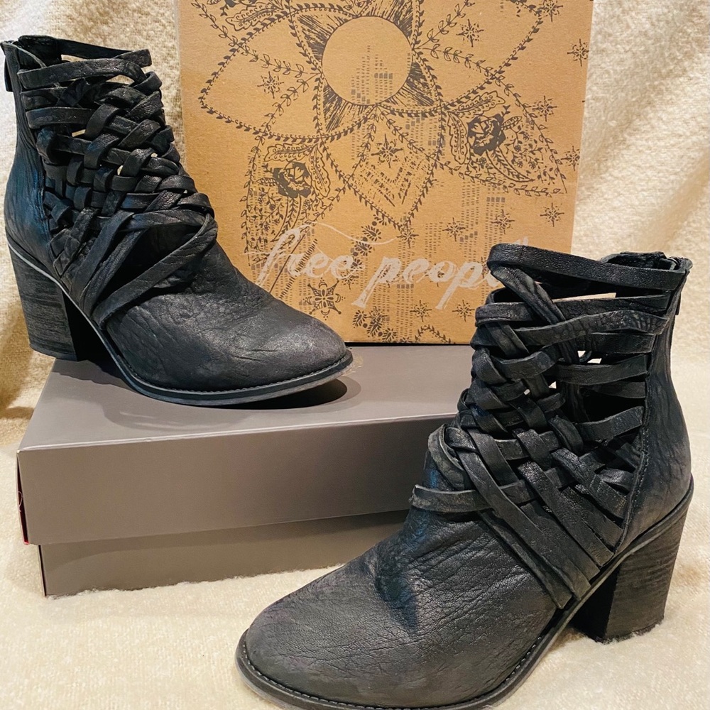 Free people Carrera Booties